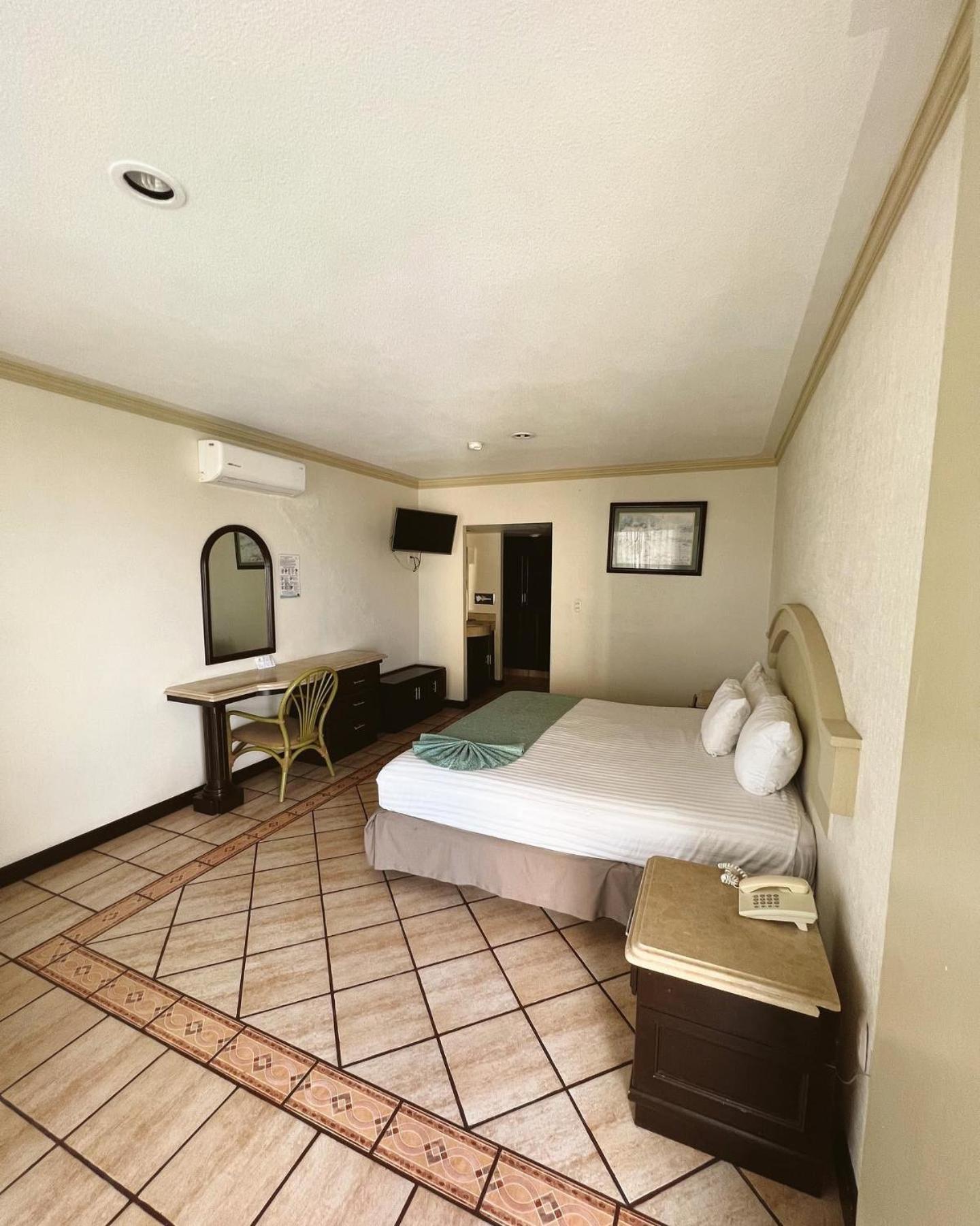 Hotel Playa Marina มาซาตลัน ภายนอก รูปภาพ